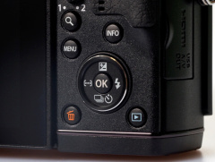 OLYMPUS OM-D E-M5 5.jpg
